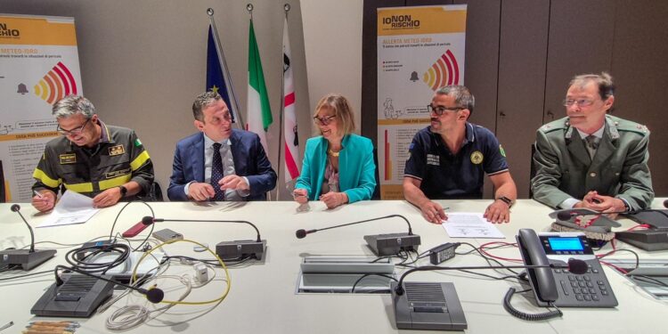 Campagna antincendi boschivi 2025: ecco l’accordo tra la Regione Sardegna e il Corpo nazionale dei vigili del fuoco 