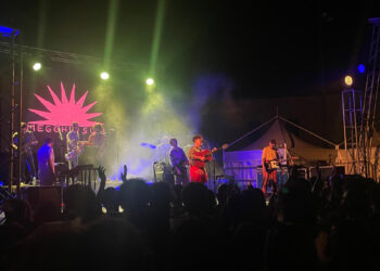 Al via ieri sera, in Piazza Monica Moretti, a Sassari, la ventisettesima edizione del festival di musica e parole Abbabula – di Ilaria Unali