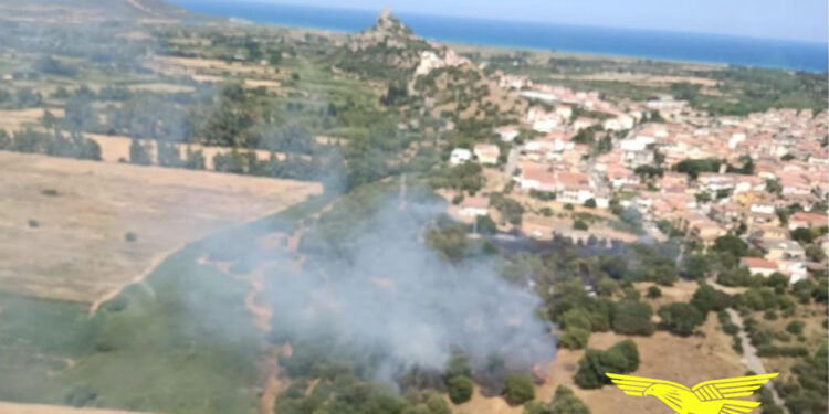 Incendi ieri a Olbia, Luras, Posada, Assemini e Bonorva