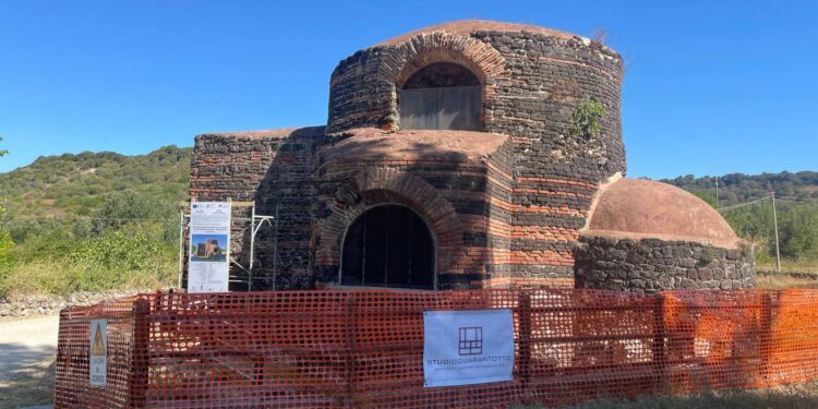 Siligo: nuovo look per la chiesa di Mesumundu