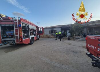A fuoco un’abitazione nelle campagne di Arzachena