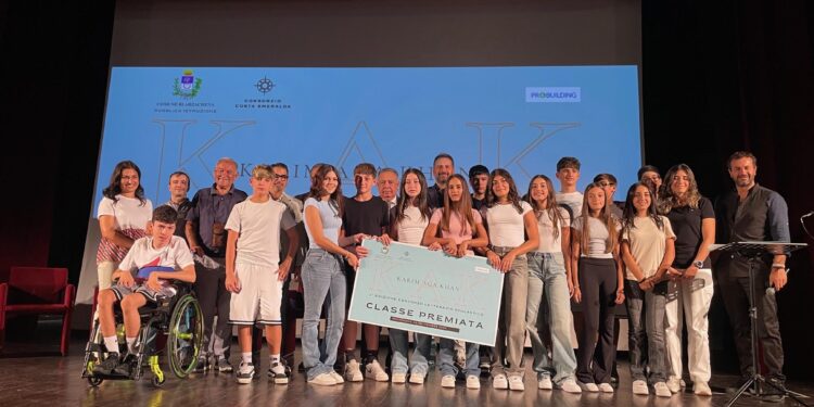 Arzachena: alla classe 3ª E della scuola primaria di secondo grado il concorso letterario scolastico Karim Aga Khan