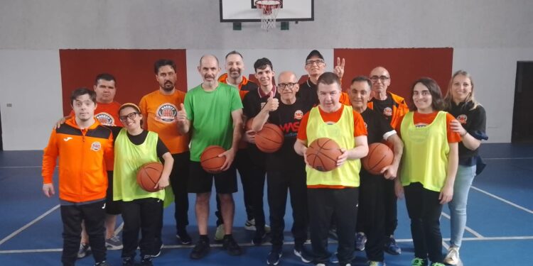 Aurora Basket, otto anni di sorrisi e inclusione nel cuore di San Michele