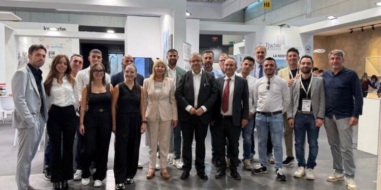 7 aziende sarde alla Marmomac di Verona, fiera dei materiali lapidei. L’assessore Emanuele Cani: «Massimo sostegno della Regione a un comparto in crescita»