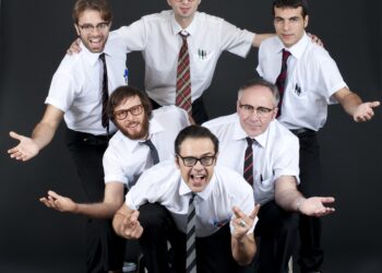 Finale con brio per “SanG/Arena 2025”, domenica 7 settembre, alle 21.30, all’Anfiteatro Comunale di San Gavino Monreale, con Greg & The Frigidaires