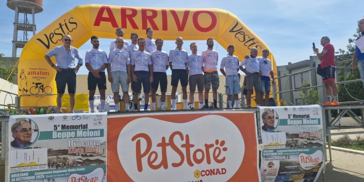 Oristano incorona i campioni sardi di Mediofondo Federico Lai e Ariana Perdisci