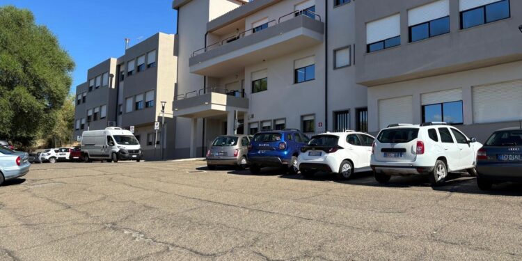 Poliambulatorio di Ales-Terralba senza telefoni interni. Uilp: «Situazione paradossale, disagi per centinaia di anziani»