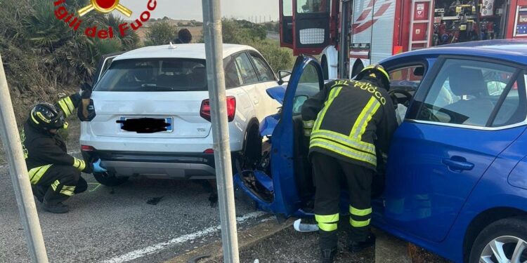 Porto Torres: incidente stradale sulla provinciale 42