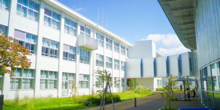 “Scuole aperte, scuole nuove”: dalla Giunta oltre 5 milioni di euro per un modello educativo più innovativo, inclusivo e radicato nei territori