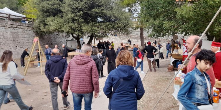 Ardara: successo per “In su Rennu de Ardar”