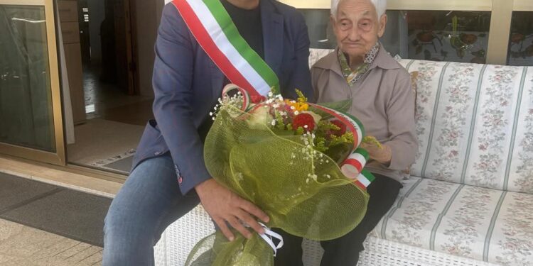 Osilo: zia Giovanna Maria Nonna compie 101 anni