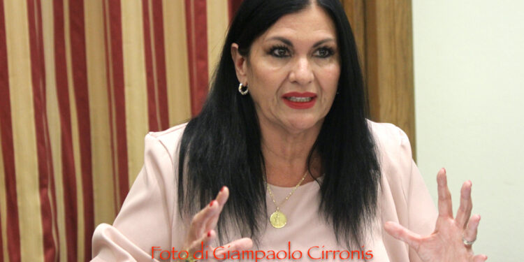 Sarà presentato in anteprima a Torralba, venerdì 4 ottobre, alle ore 19.00, al Cinema Carlo Felice, il documentario “Islas del Mar”