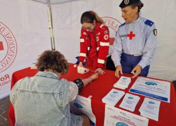 Giornata mondiale contro l’ictus: successo dell’evento informativo organizzato in piazza Eleonora a Oristano da Asl 5, Areus e Croce Rossa