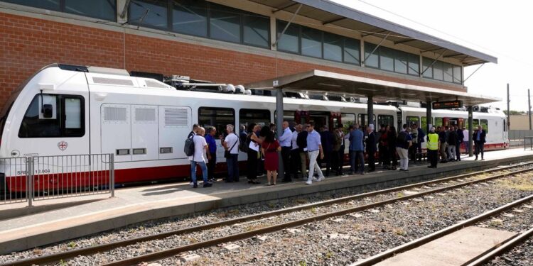 Trasporti, via libera al raddoppio della linea ferroviaria Monserrato-Settimo: investimento da 18 milioni di euro