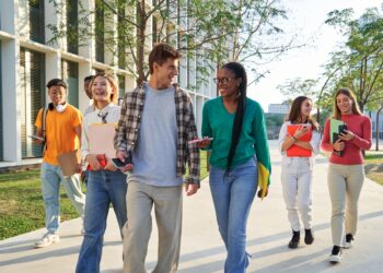 Mobilità giovanile, 300mila euro per promuovere l’Erasmus plus. L’assessora Ilaria Portas: «Le associazioni dovranno sensibilizzare i giovani su temi e opportunità degli scambi internazionali»