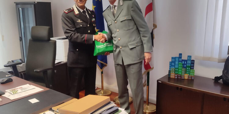 Incontro tra il comandante del CFVA e il comandante della Legione carabinieri Sardegna