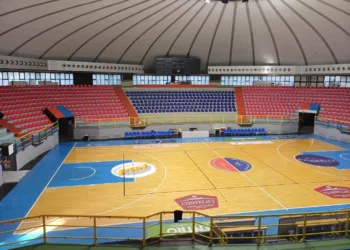 Cagliari: ecco le nuove tribune per il Palazzetto dello Sport