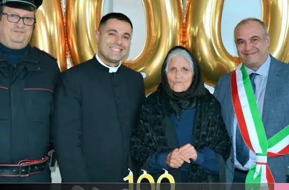 Villagrande Strisaili: i cent’anni di zia Gabrielina Seoni