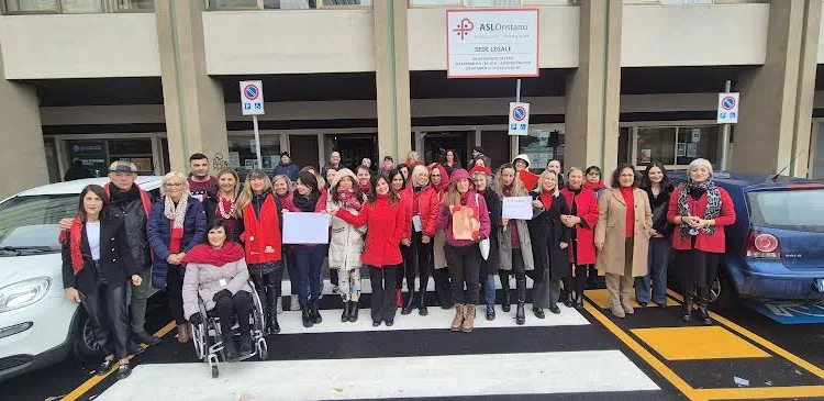 I dipendenti della Asl 5 di Oristano: «No alla violenza di genere»