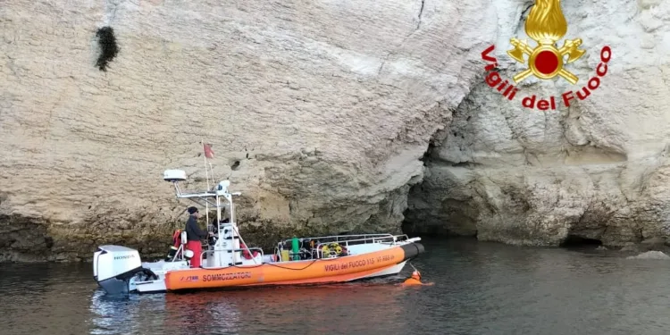 Dal pomeriggio di ieri i vigili del fuoco di Cagliari sono impegnati a Calamosca, per la ricerca di una donna di 49 anni