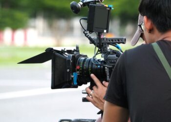 Un milione di euro per le produzioni audiovisive sulla Sardegna. L’assessore Franco Cuccureddu: «Potente strumento di divulgazione della cultura dell’isola»