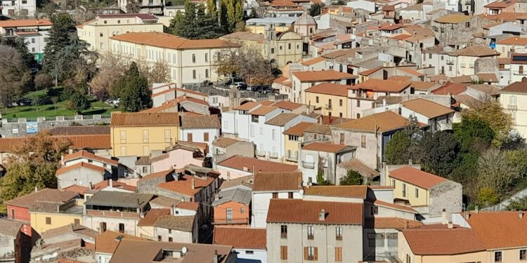 Piccola storia di paese”: a Santu Lussurgiu il libro di Mario Corona