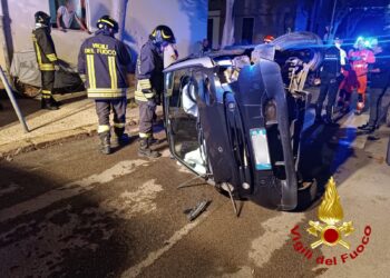 Alghero: incidente stradale in via Grazia Deledda
