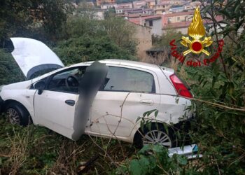 Bono: incidente stradale in via Torres, morto il conducente