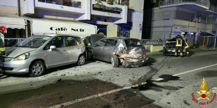 Nuoro: incidente stradale in via Catte