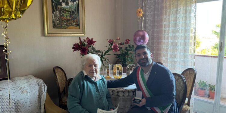 Cagliari: i cent’anni di zia Maria Vittoria Putzolu