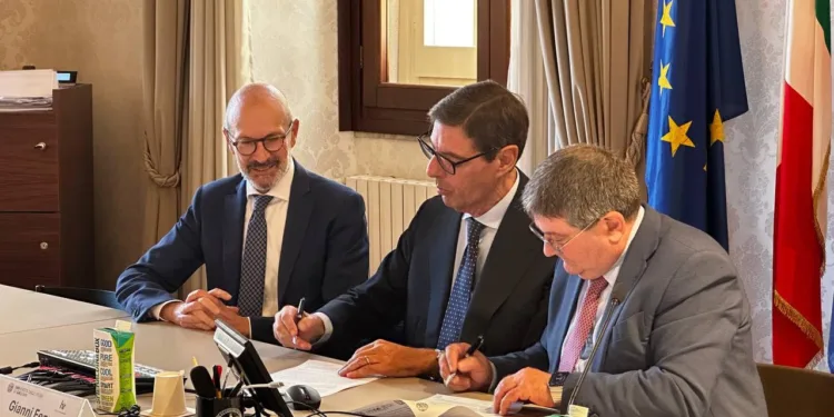 Siglato questa mattina l’accordo quadro di collaborazione tra Università degli Studi di Cagliari e Corecom Sardegna