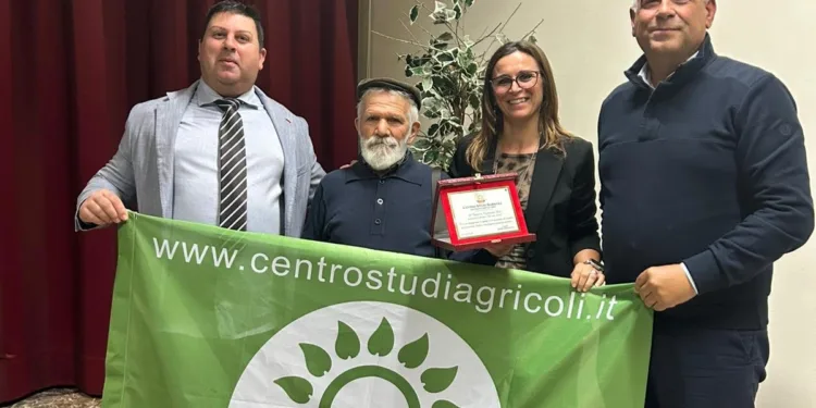 Grande partecipazione all’incontro del Centro Studi Agricoli con l’attore Ignazio Loi, protagonista del film “La vita va così”