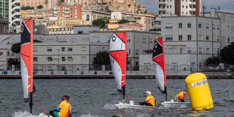 Da giovedì 14 novembre il Sardinia Team Race World Championship OpenSkiff