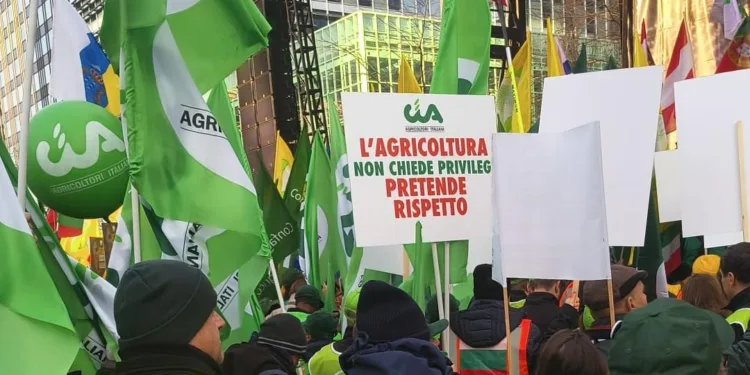 Delegazione Cia Sardegna in piazza a Bruxelles contro le politiche agricole Ue: «No al taglio delle risorse»