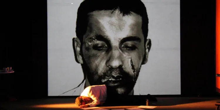 Sabato 6 dicembre, al Teatro TsE di Is Mirrionis, a Cagliari, va in scena  “GAP / Gioco d’Azzardo Patologico – rovinarsi è un gioco”