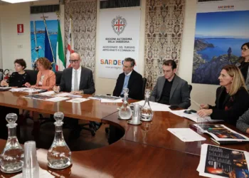 Turismo: grandi eventi di Capodanno in Sardegna, presentato il cartellone che coinvolge 18 piazze