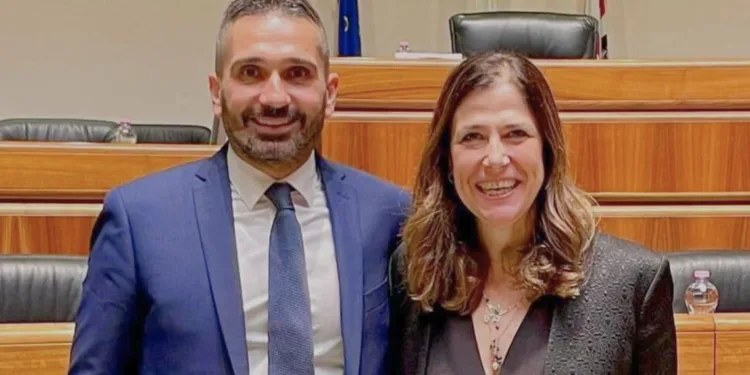 Siglato l’accordo con il Governo sulla vertenza entrate: 1 miliardo e 390 milioni da Roma per l’isola