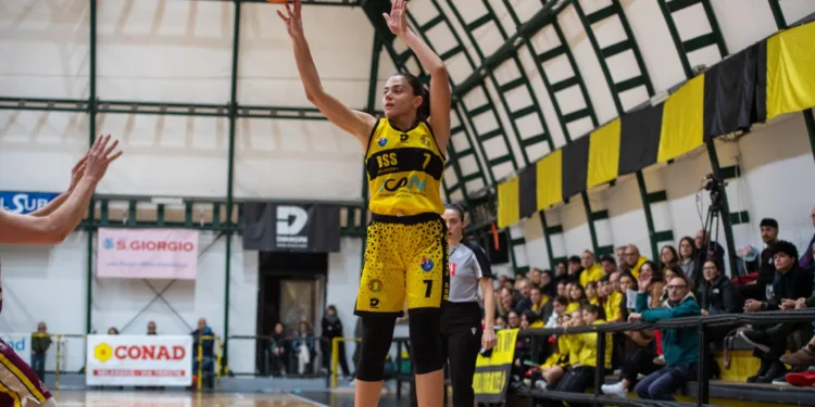 Nuova Icom, al PalaVienna è una disfatta (34 a 72) contro Livorno