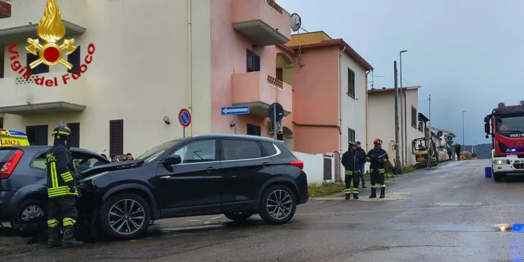Valledoria: incidente stradale in via Fermi