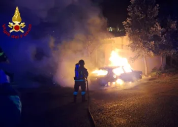 Budoni: a fuoco un’auto a Muriscuvó