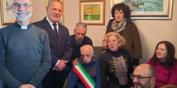 Macomer: i cent’anni di zio Antonio Manca