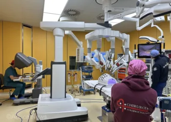 Al Policlinico Duilio Casula arriva nelle sale operatorie il robot Da Vinci di ultima generazione