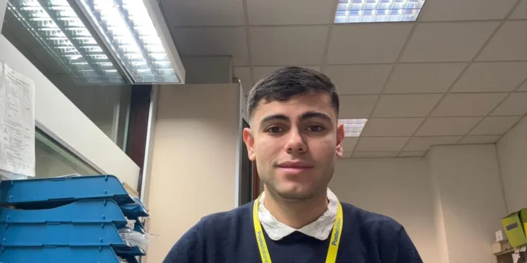 E’ di Santa Maria Navarrese il più giovane direttore di un ufficio postale in Sardegna, Davide Zoncheddu, 22 anni