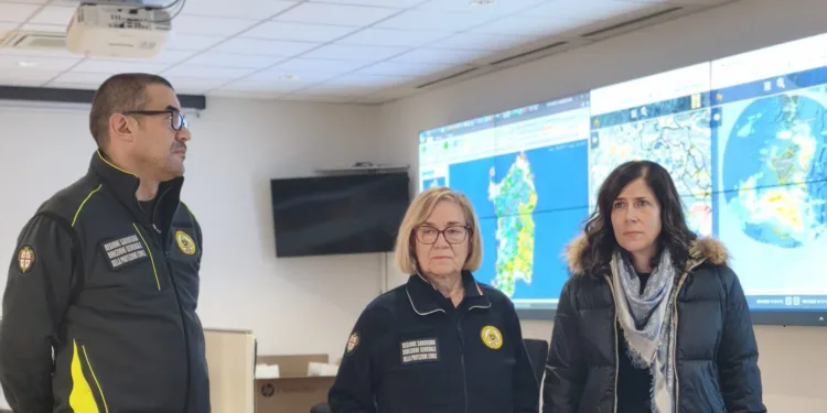 Allerta meteo, la presidente della Regione in visita alla Protezione Civile regionale