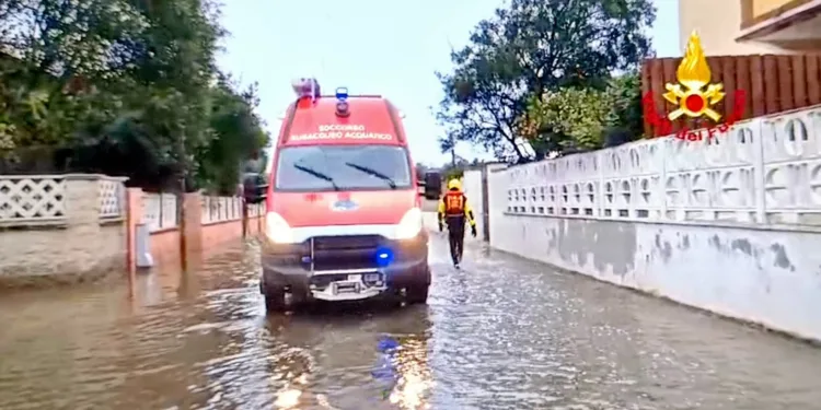 Emergenza maltempo in Sardegna: potenziamento del dispositivo di soccorso dei vigili del fuoco