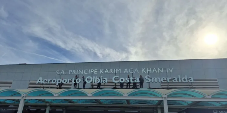 Olbia ha intitolato l’aeroporto al principe Karim Aga Khan