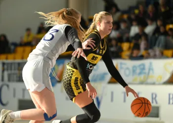 La Nuova Icom si impone a Viterbo. Terza vittoria consecutiva per le giallonere. Contro le laziali (43-56) tre giocatrici in doppia cifra.