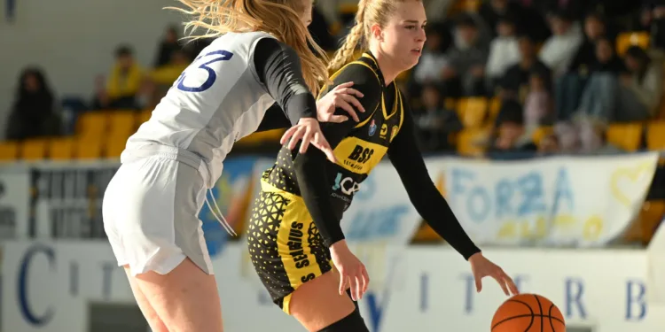 La Nuova Icom si impone a Viterbo. Terza vittoria consecutiva per le giallonere. Contro le laziali (43-56) tre giocatrici in doppia cifra.