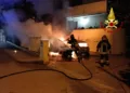 La Maddalena: a fuoco due auto in via Aldo Moro