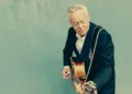 Grande serata all’insegna della chitarra domani a Cagliari con Tommy Emmanuel in concerto alla Fiera